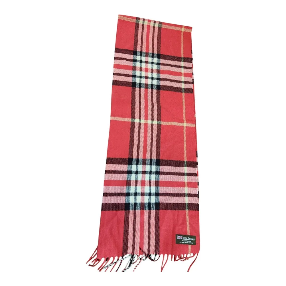 100% cashmere scarf red plaid made in Scotland‎ light weight like new fringe